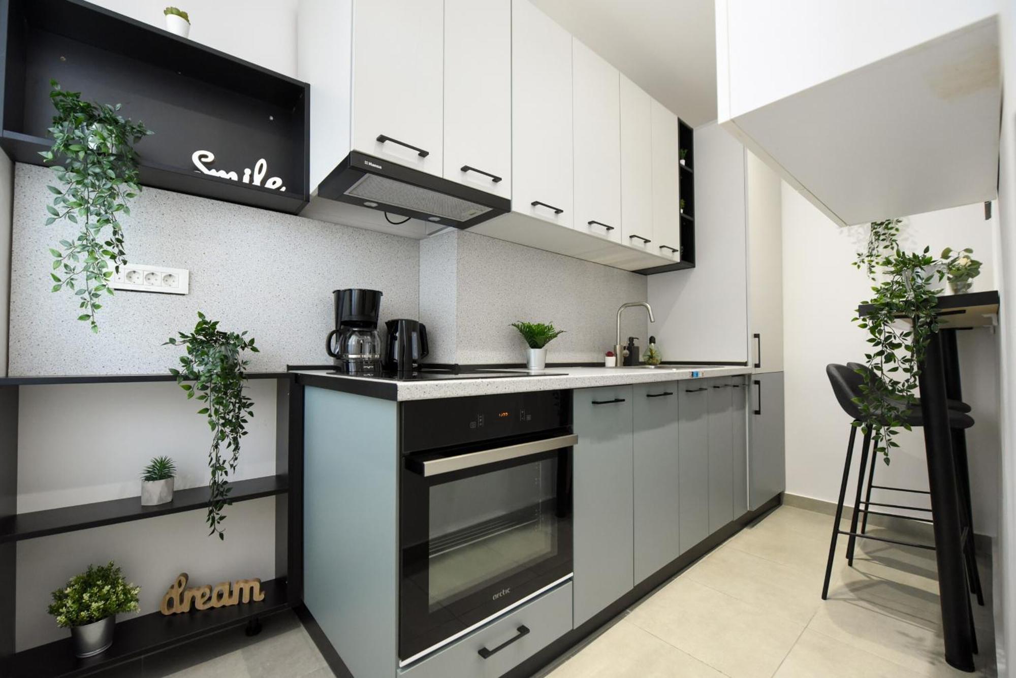 Comfy 1br With Balcony In Bucarest