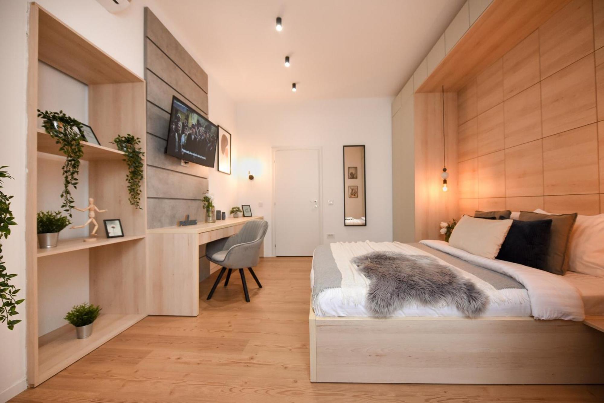 Comfy 1br With Balcony In Appartamento *
